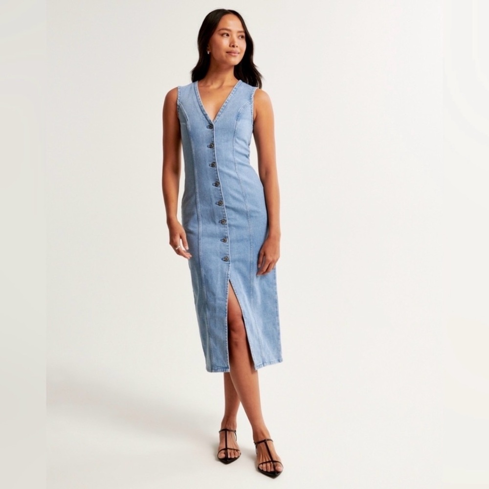 Abercrombie & Fitch Mara Button-Front Denim Maxi Dress - Medium TALL